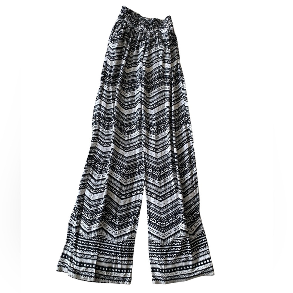 Black & White Patterned Women's Pants